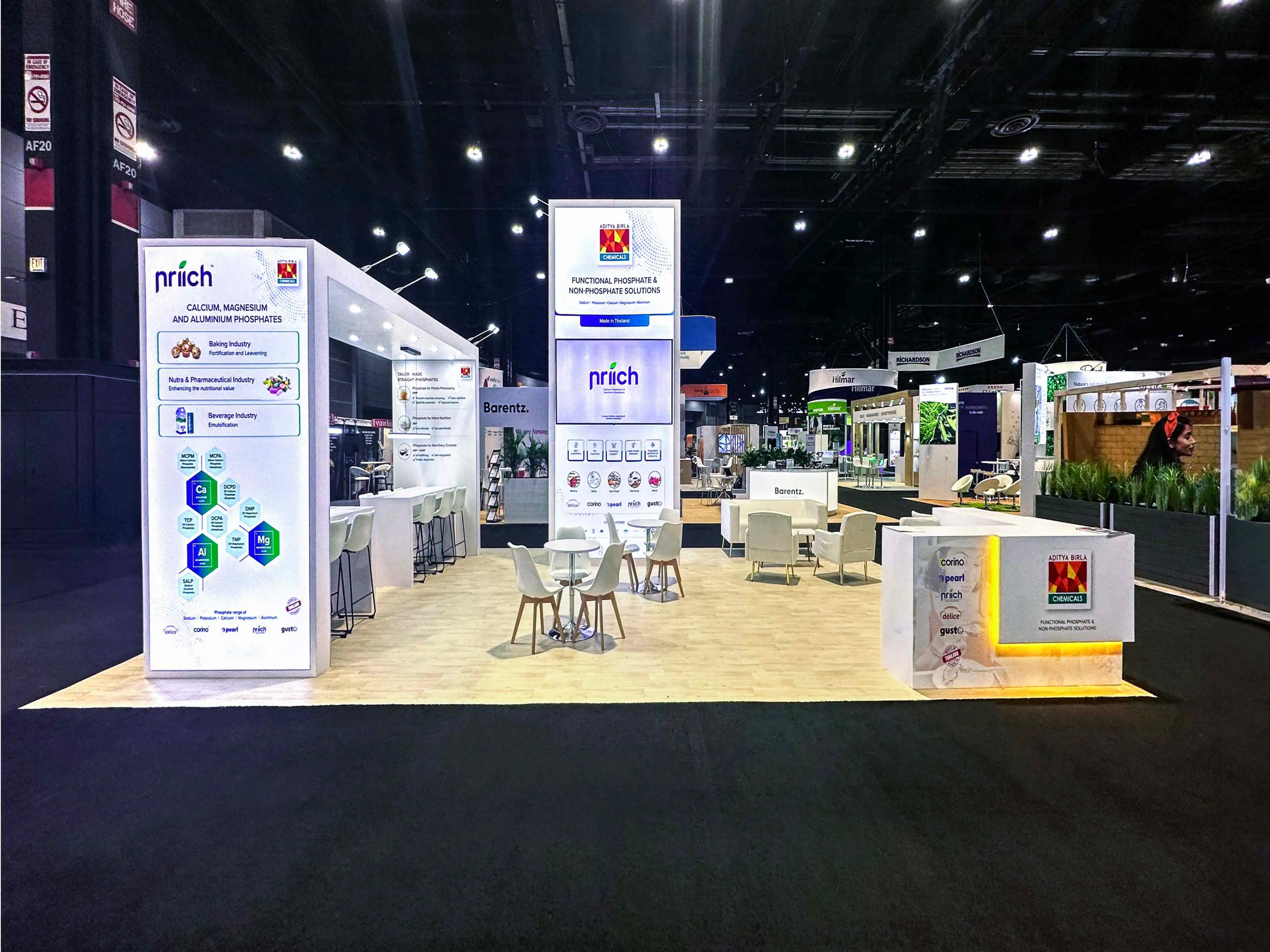 Trade Show Booth Design Services vs Full Build Solutions